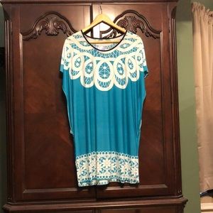 Batwing tunic or swimsuit cover up